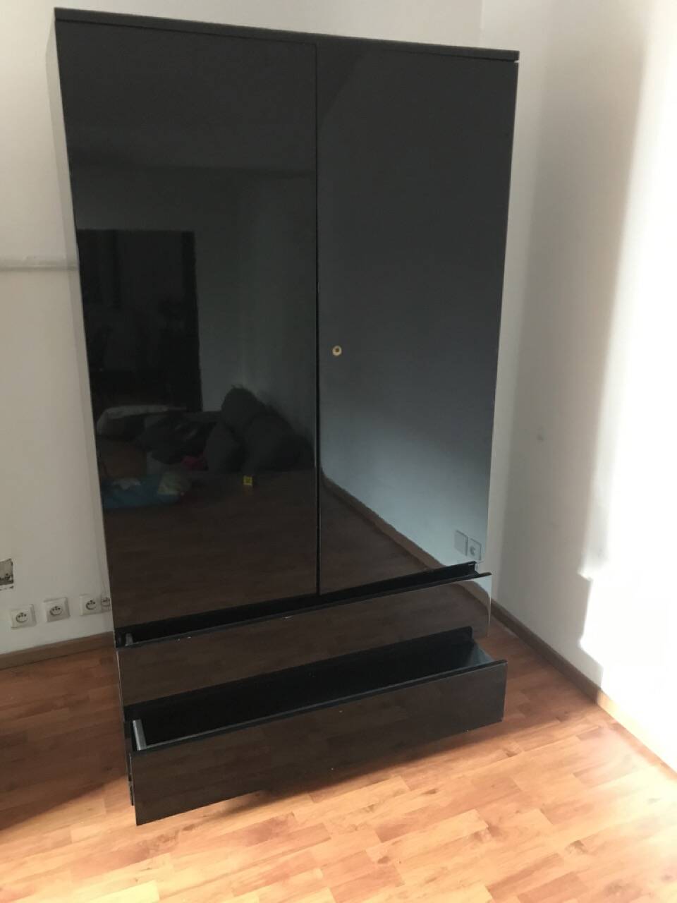 Armoire année 70/80 - designer japonais pour Cassina