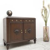 Une commode ancienne des années 1920. Après rénovation professionnelle.