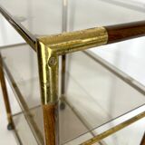 Serving table