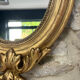 Miroir ovale à frontons Louis XVI et perlé 49,5/31cm feuille d’or 