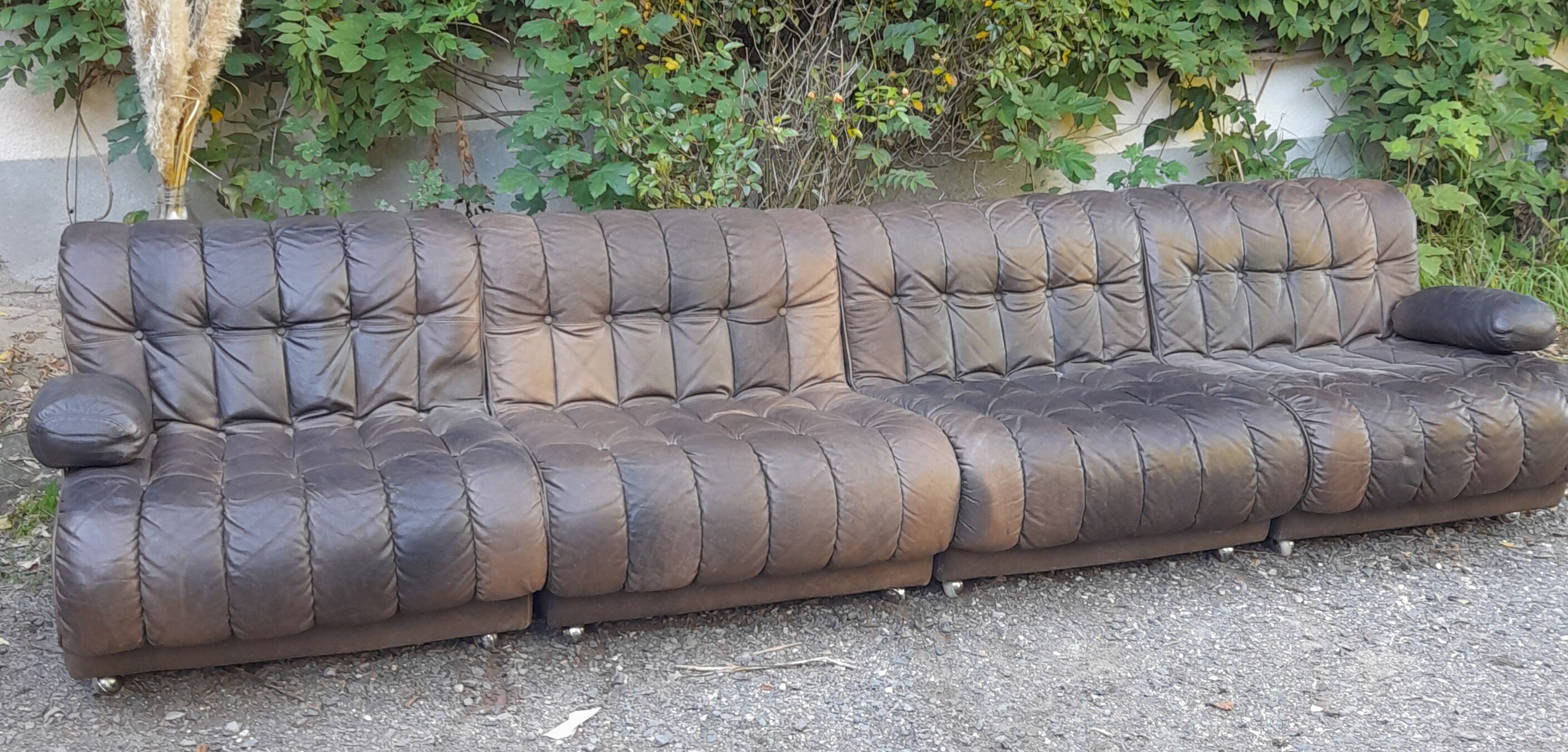 Modular drivers Italian design brown leather