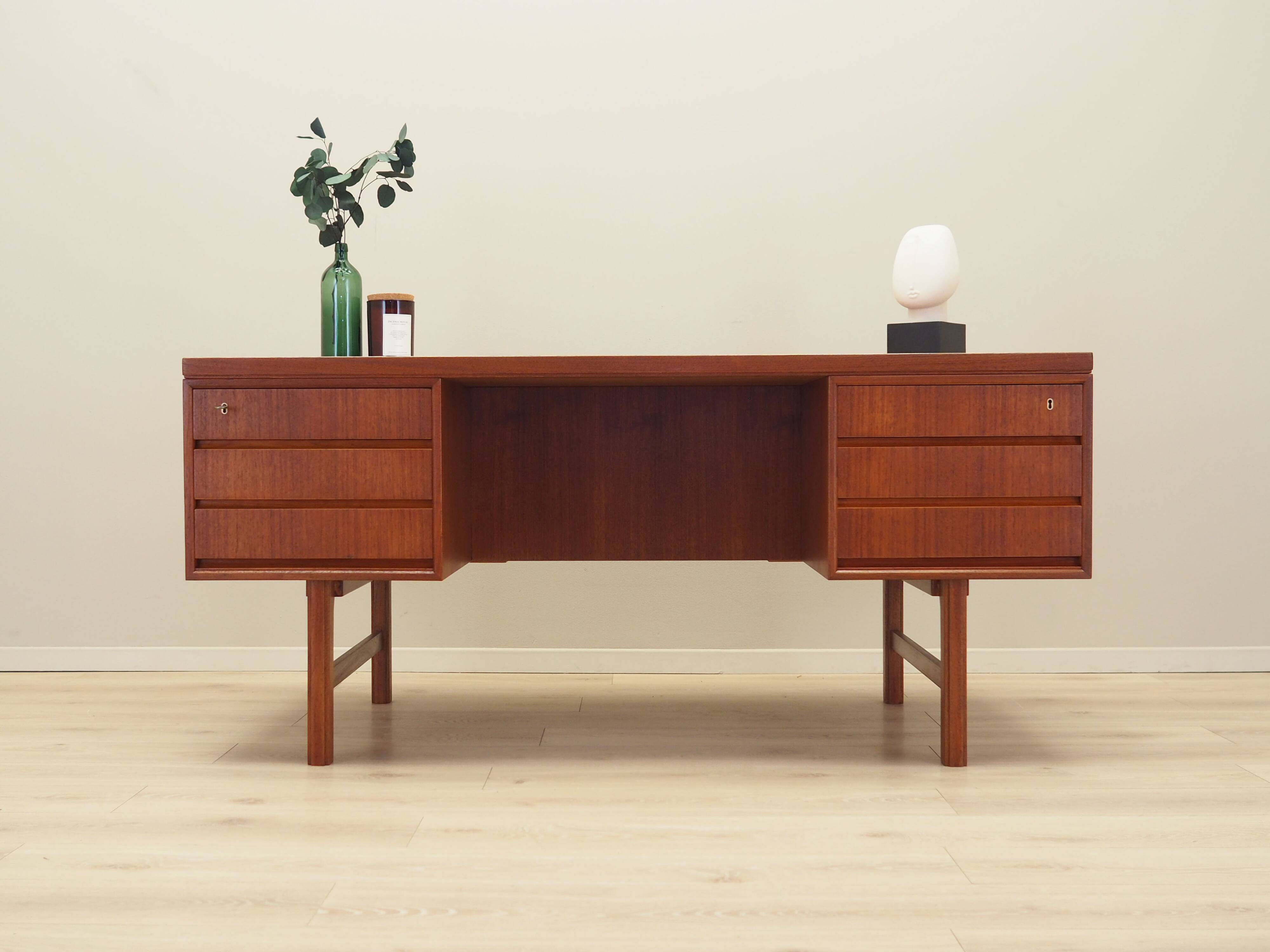 Teak desk, Danish design, 1970s, production: Denmark