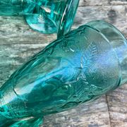 Ensemble de 4 coupes en verre moulé bleu