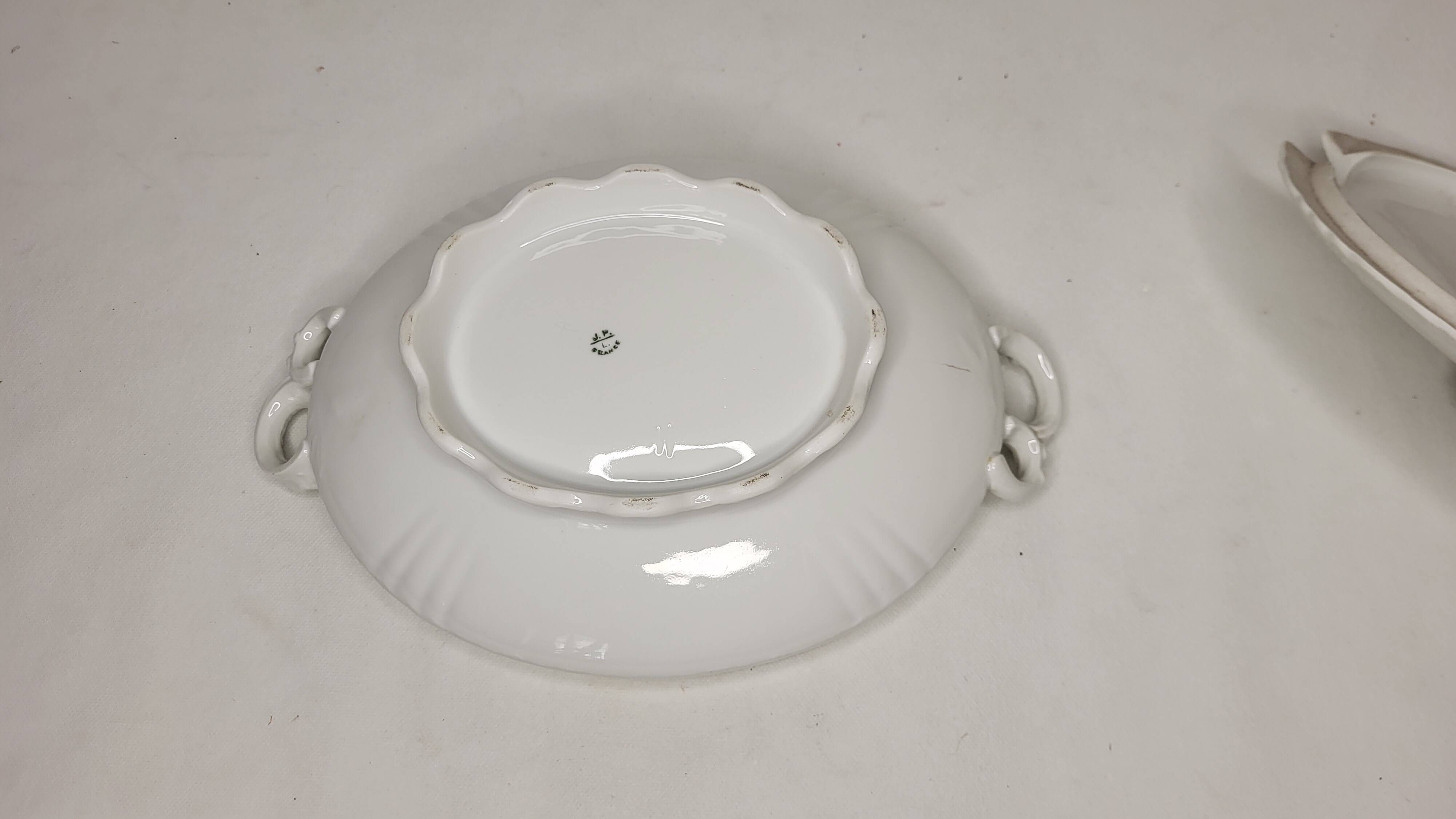 19th century Limoges porcelain tureen / vegetable dish