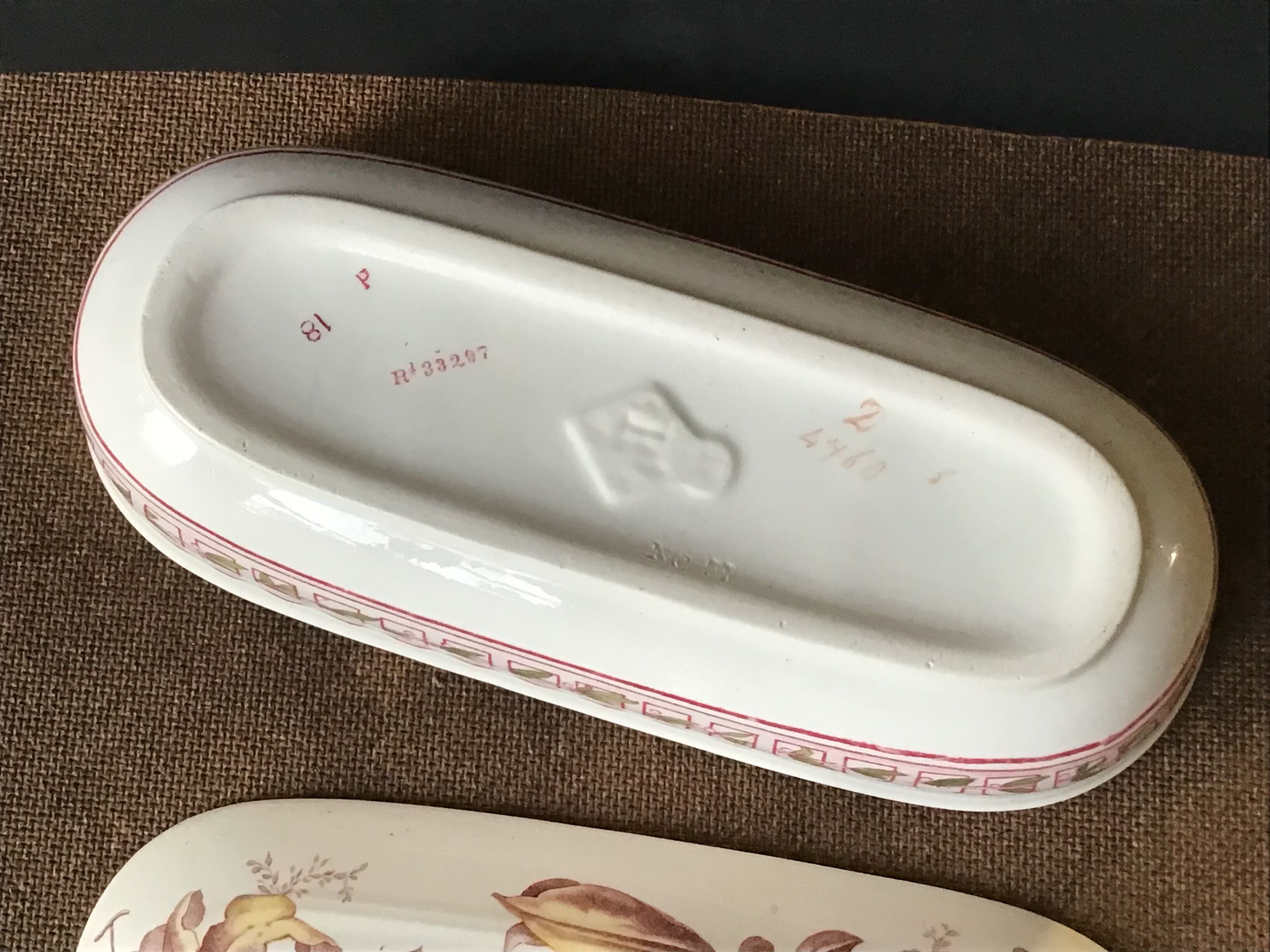 Faience brush holder