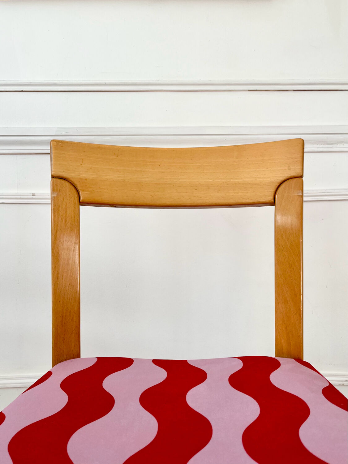 Paire de chaises en orme, années 1970