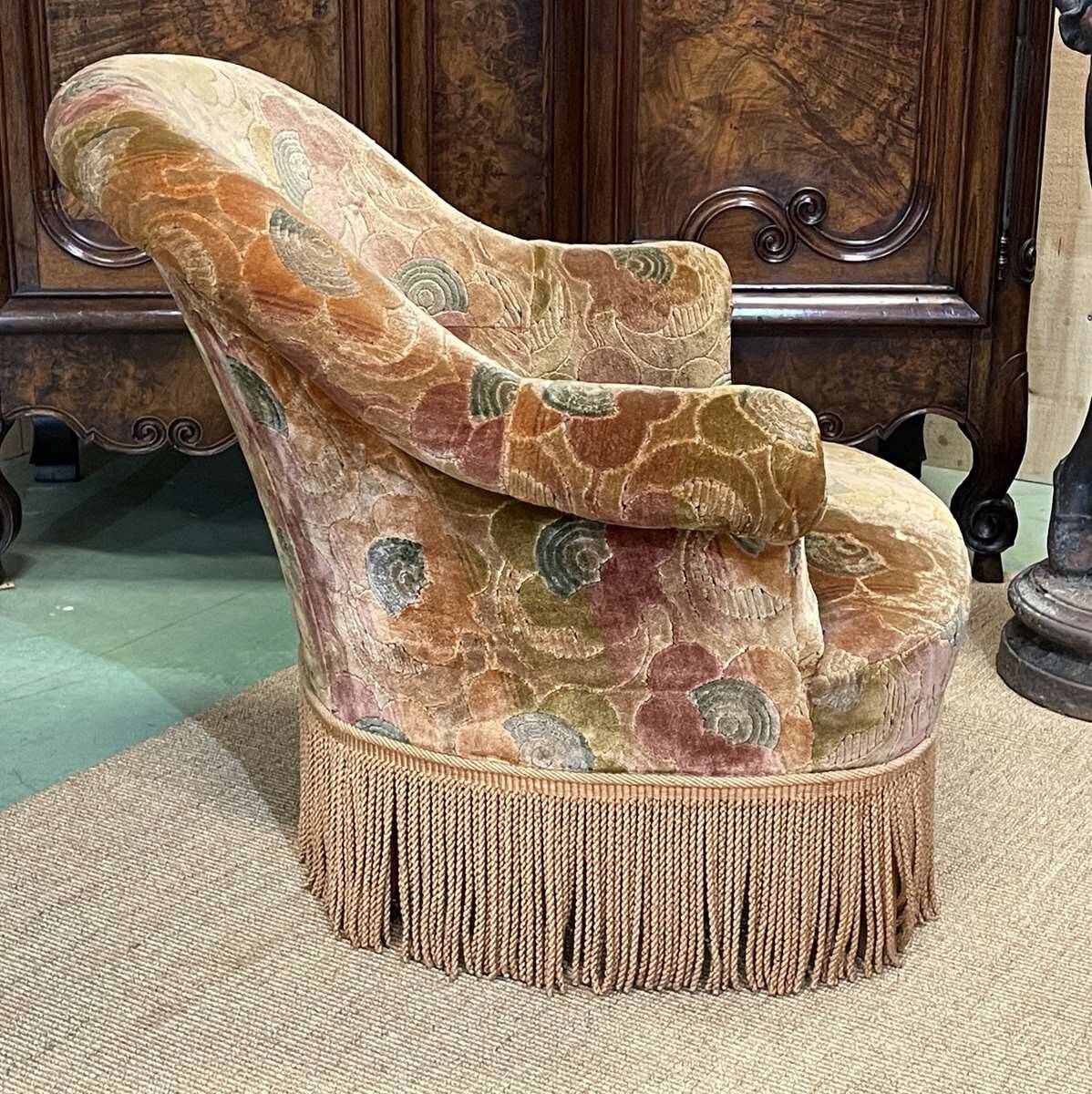 Toad armchair from the 1950s