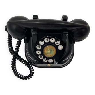 Bakelite phone
