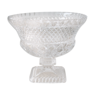 Cut on a chisled crystal glass stand