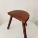 Tabouret tripode vintage en bois