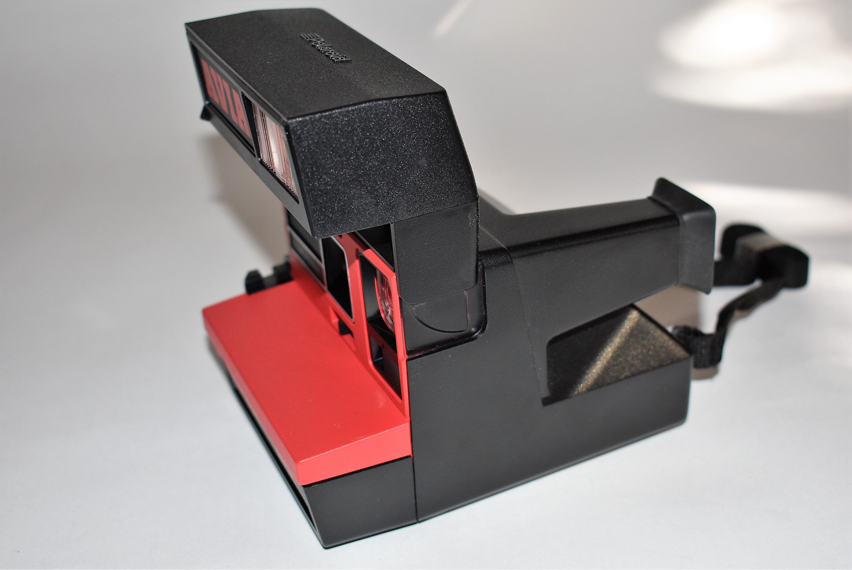 Polaroid super colors avia