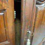 Armoire penderie d’époque en chêne massif