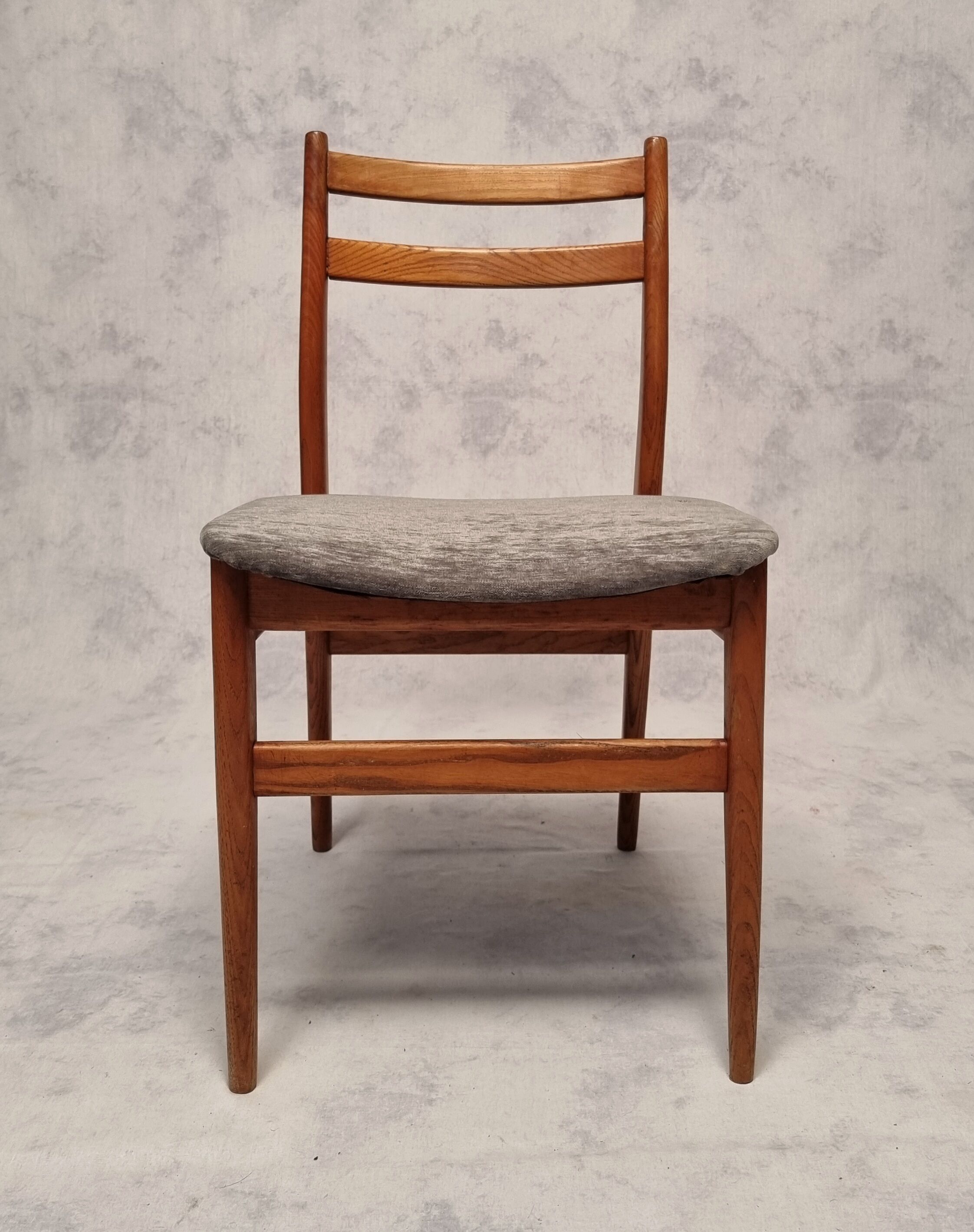 Suite of 6 french chairs - elm - ca 1960