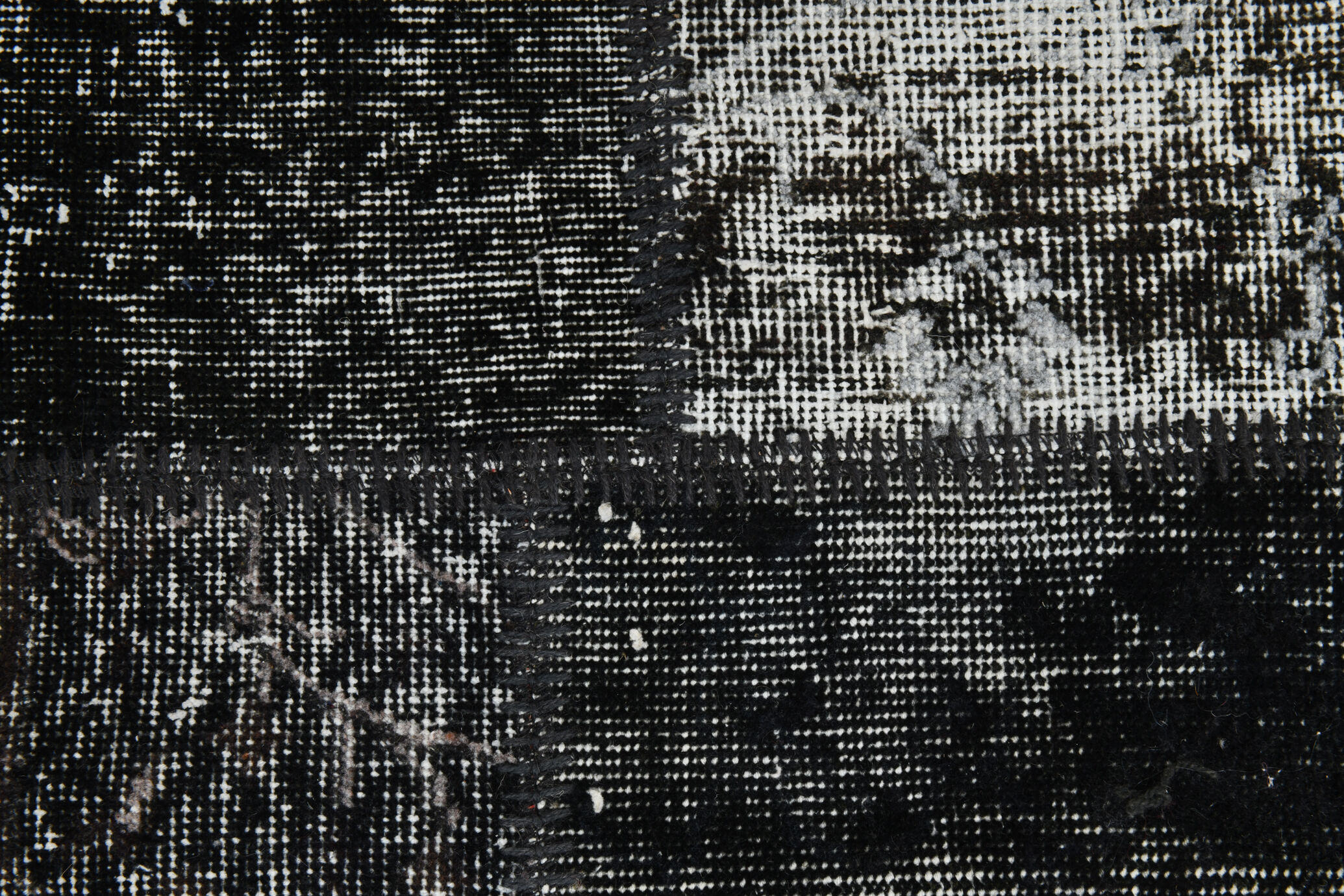 7x10 white & black oriental carpet