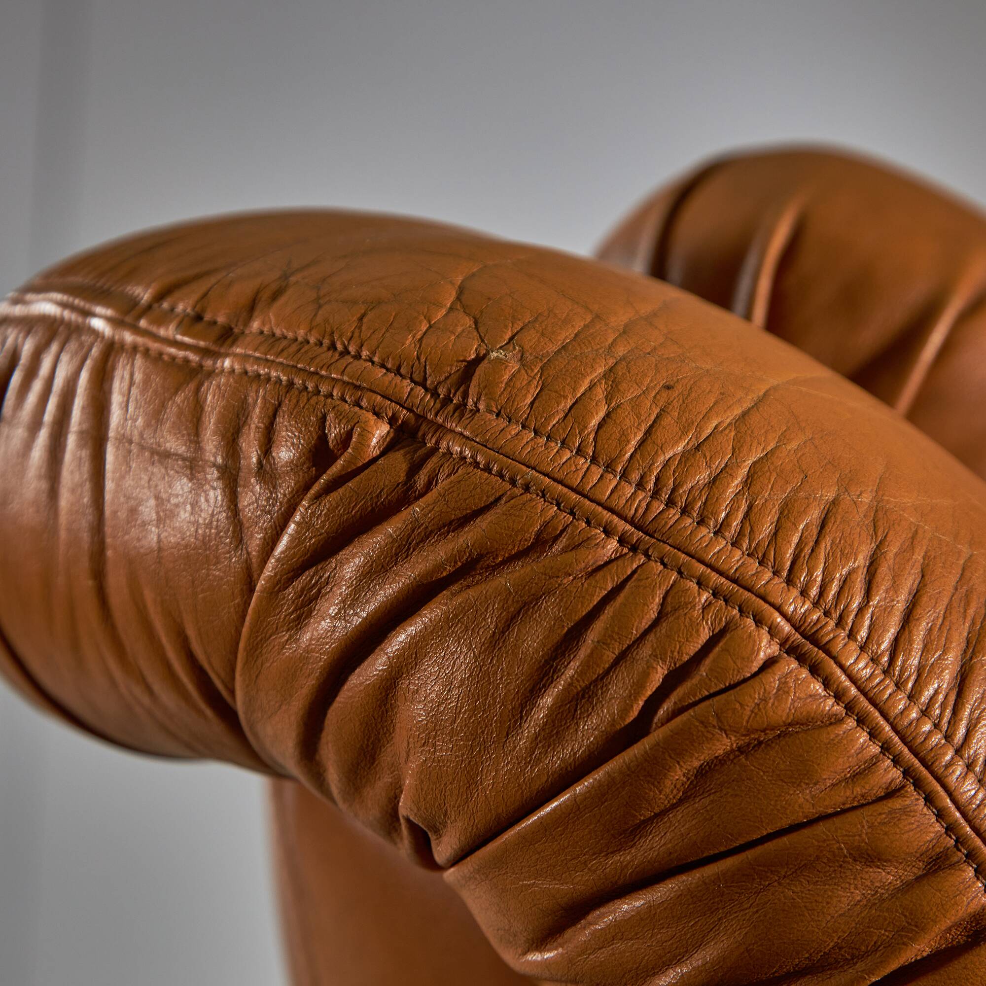 Light Warm Brown Leather Sofa Set