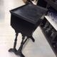 Table de chevet noire