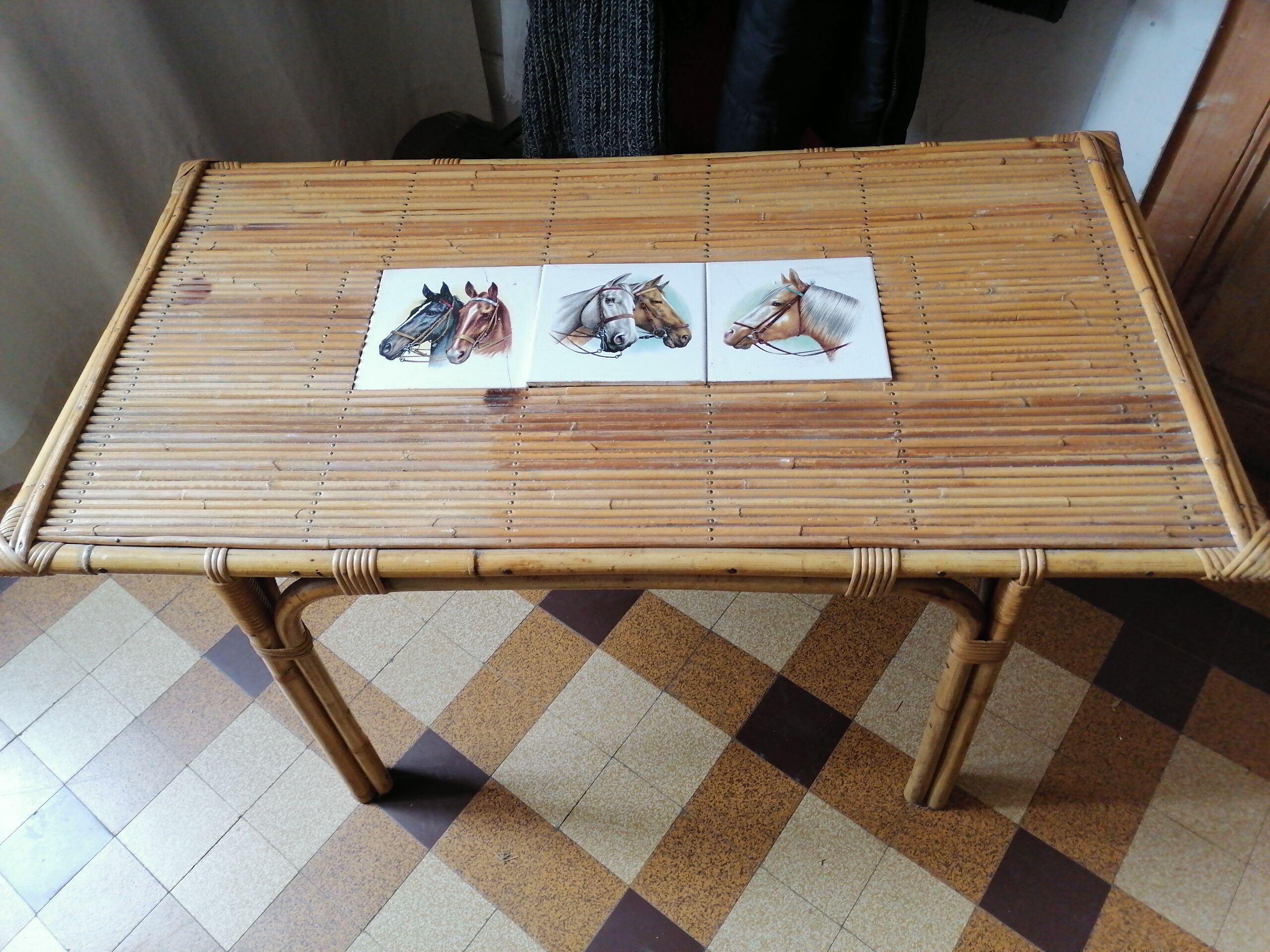 Coffee table bamboo rattan ceramic decollee 1960 70