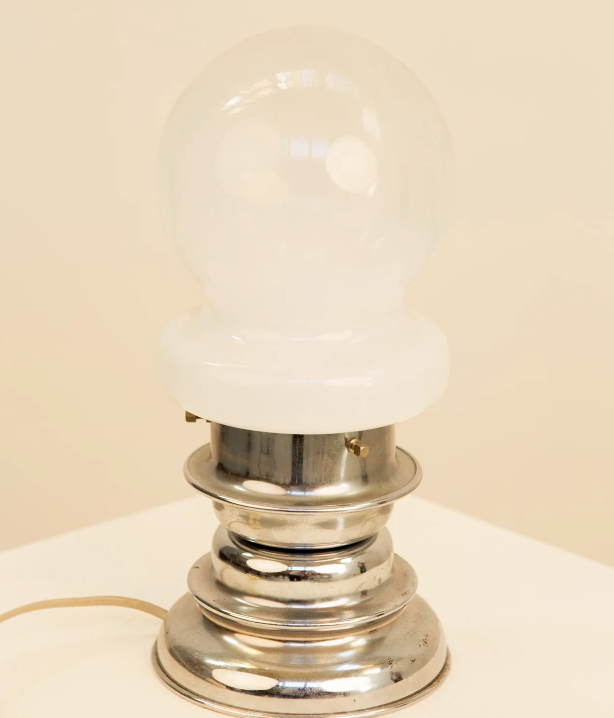 Chrome lamp & opaque glass 70's