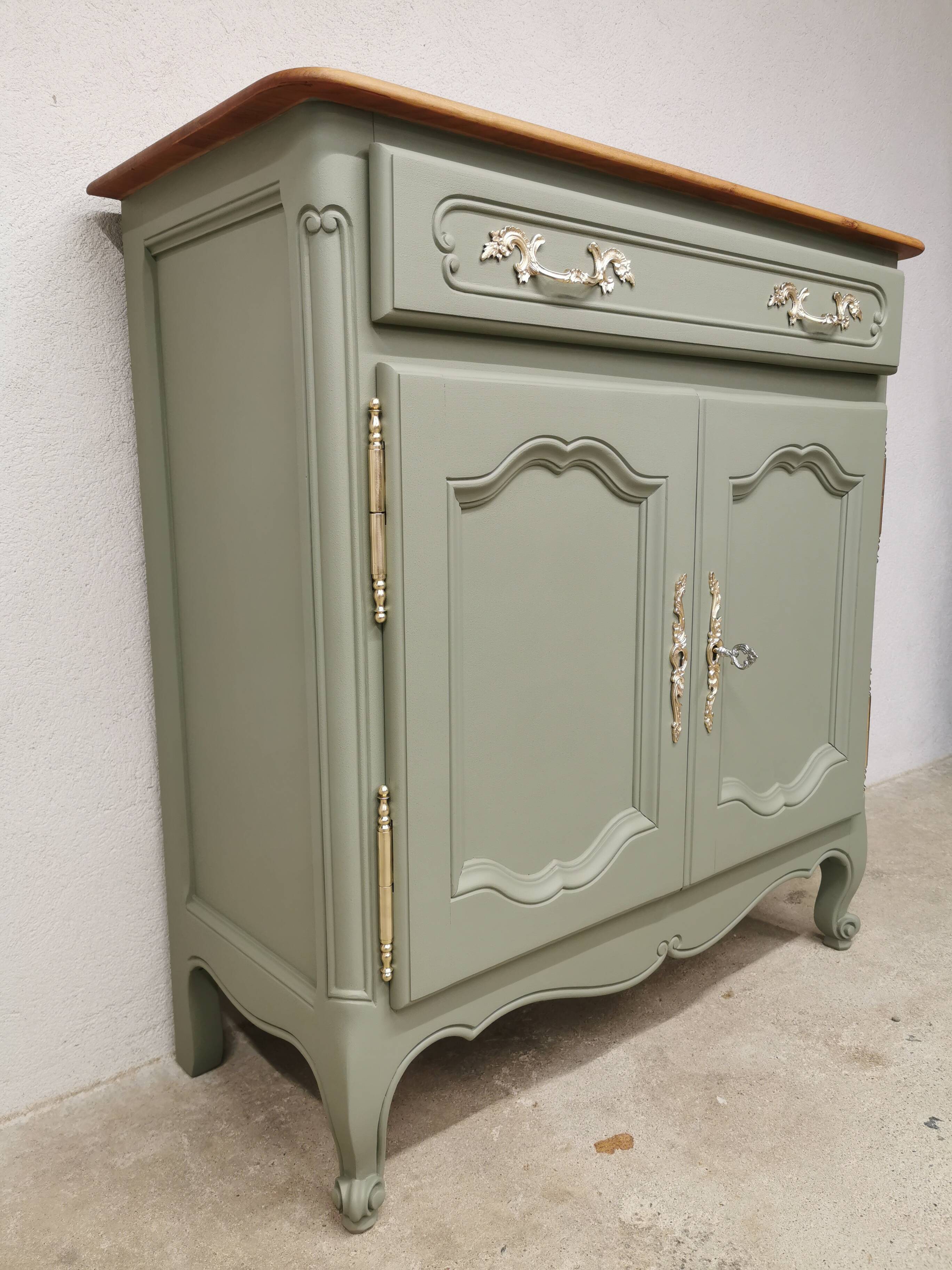 Vintage buffet in cherry wood refurbished
