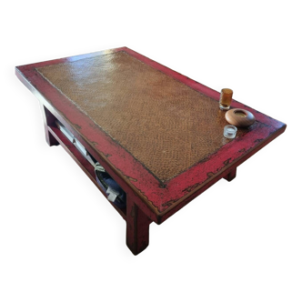 Large red lacquered Chinese coffee table