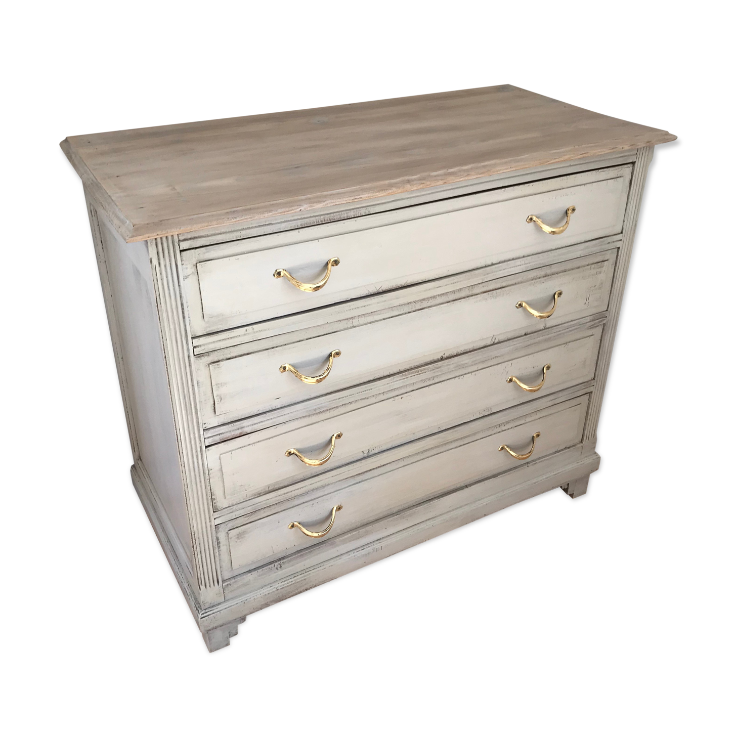 Old white patinated/cream dresser