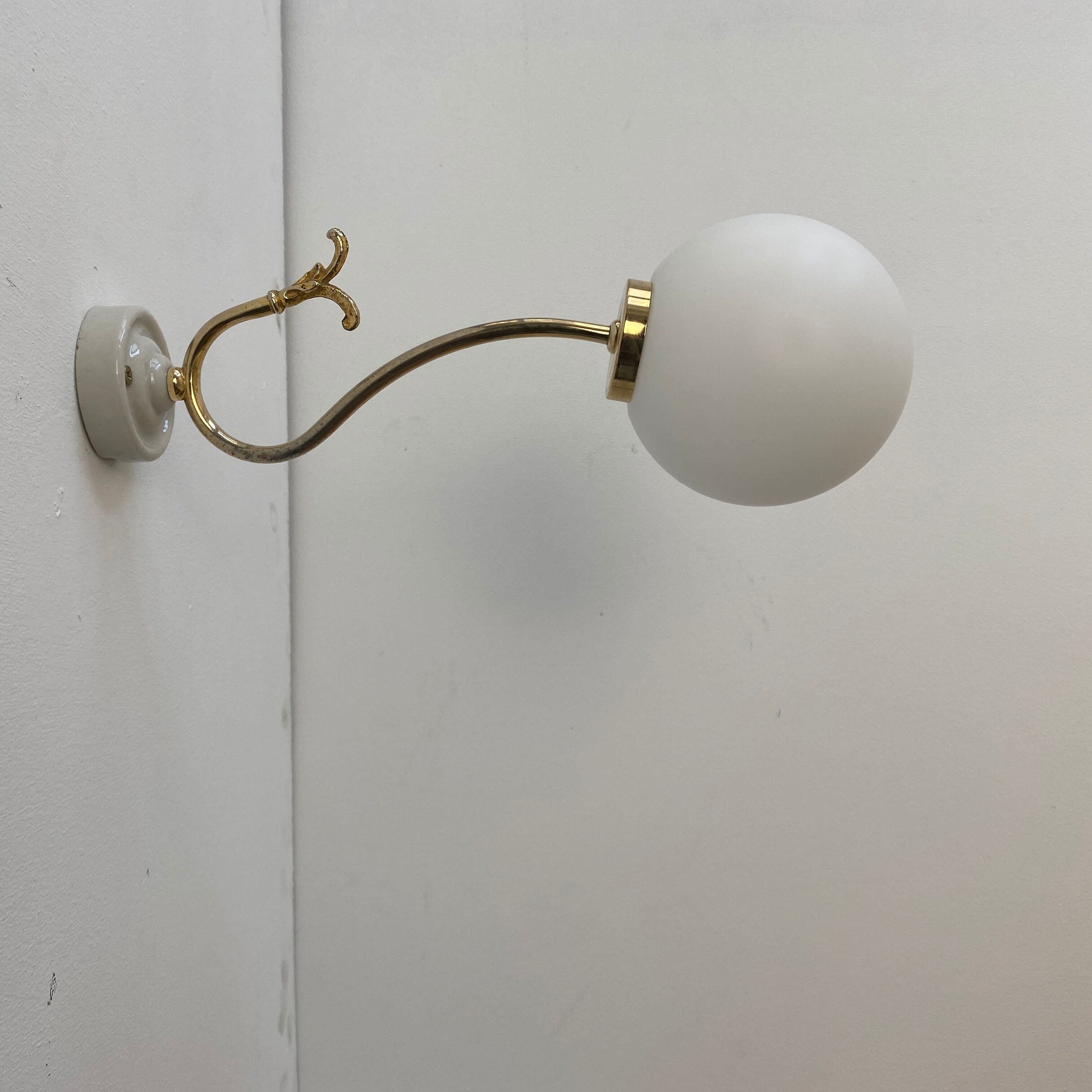 LOT 2 OLD OPALINEVINTAGE WALL LAMPS