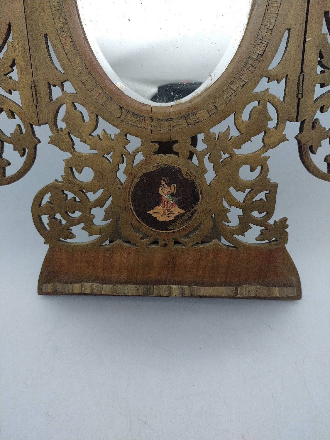 Ancient triptych in olive wood. Italy.