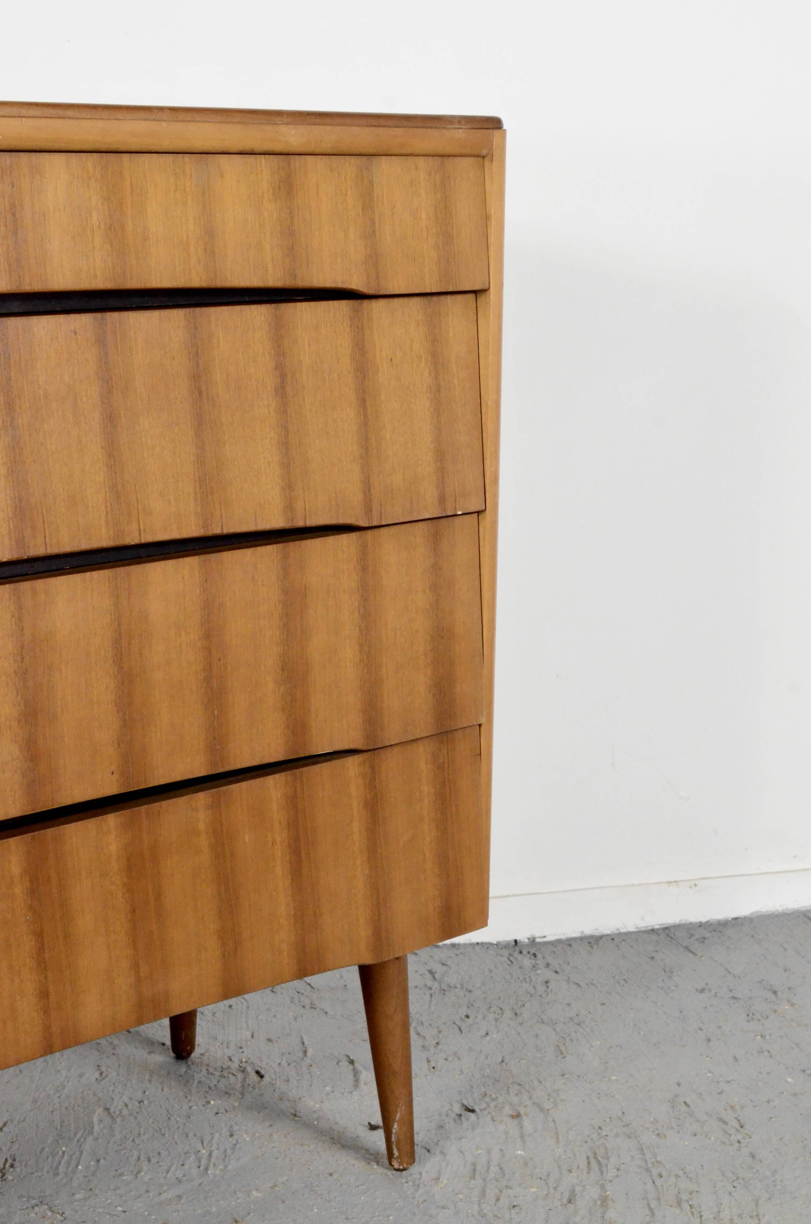 Commode Avalon du milieu du siècle en teck. Style vintage moderne et rétro