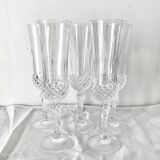 Set de 5 flûtes à champagne en verre taillé