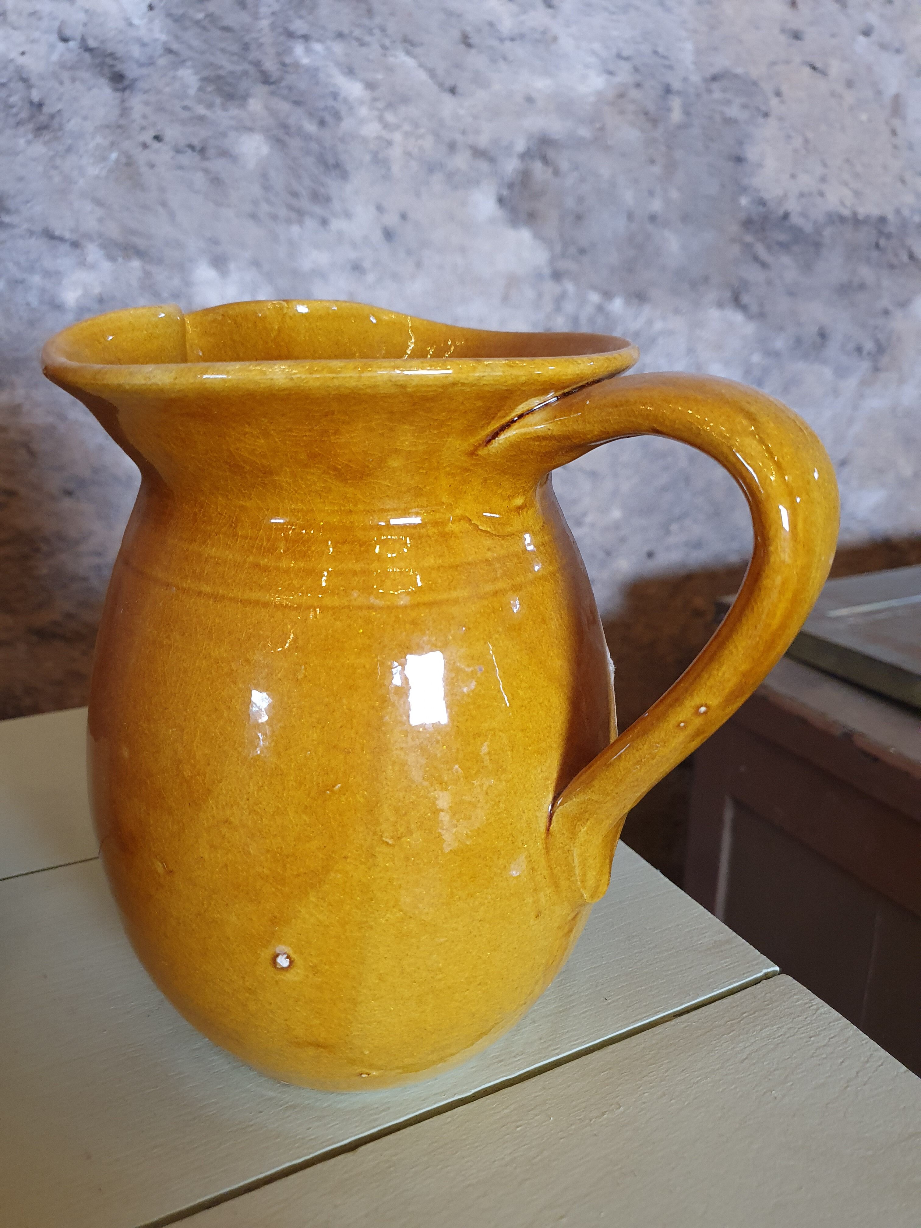 Mustard yellow sandstone decanter