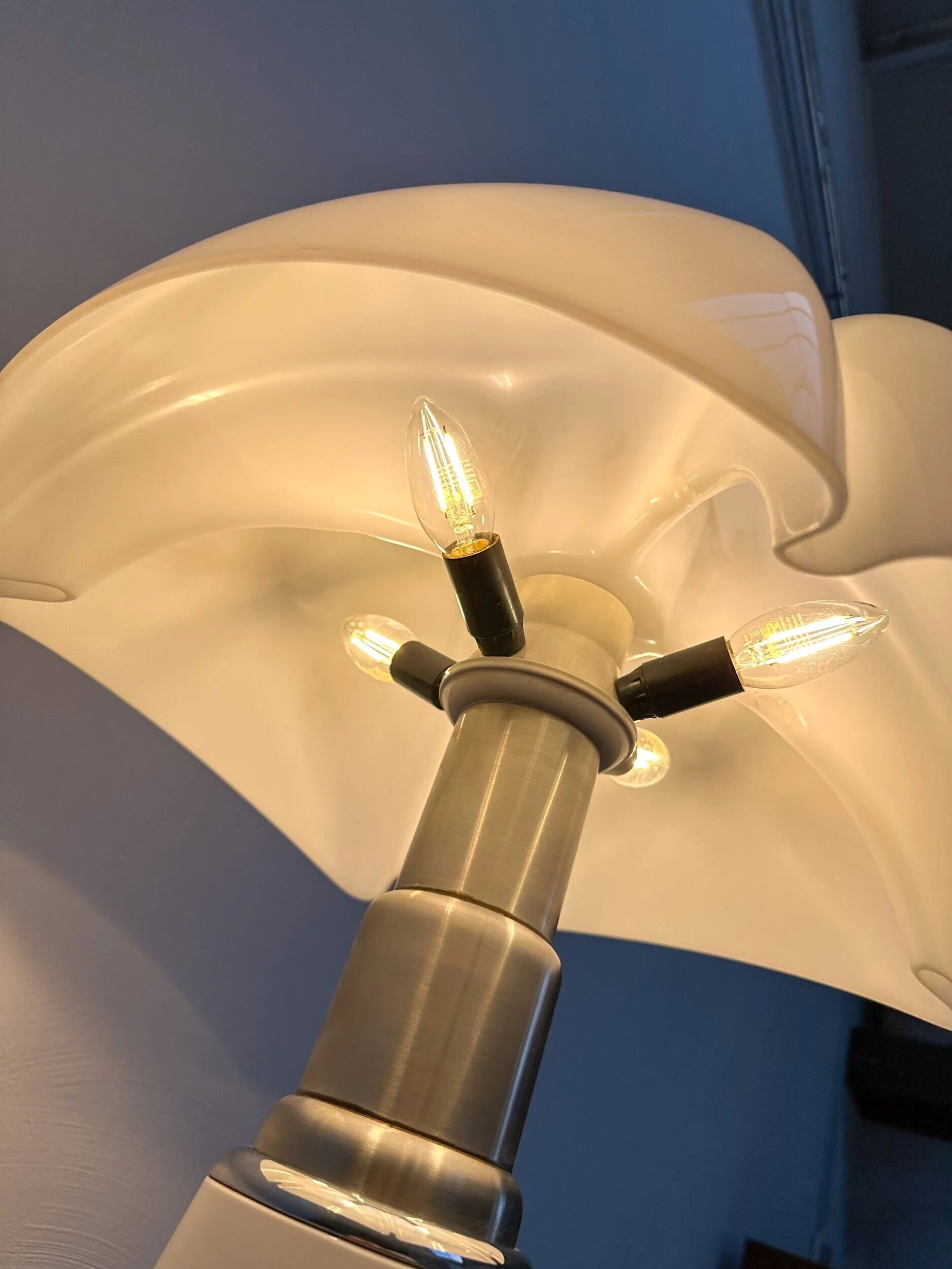 1970s Large Vintage Pipistrello Lamp by Gae Aulenti for Martinelli Luce