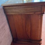 Light-colored empire chest of drawers