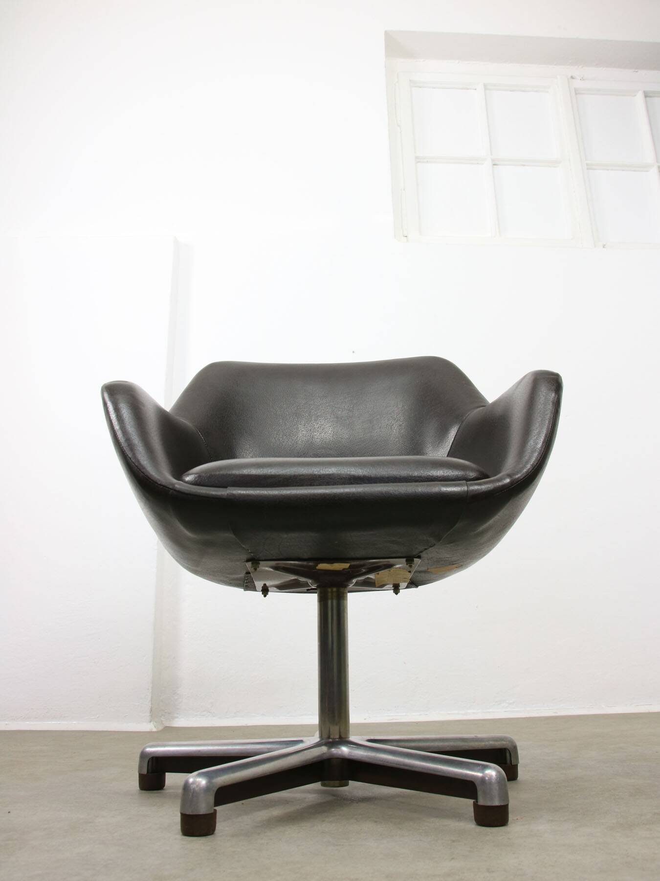 Italian Vintage Chocolate Brown Leather Office Chair