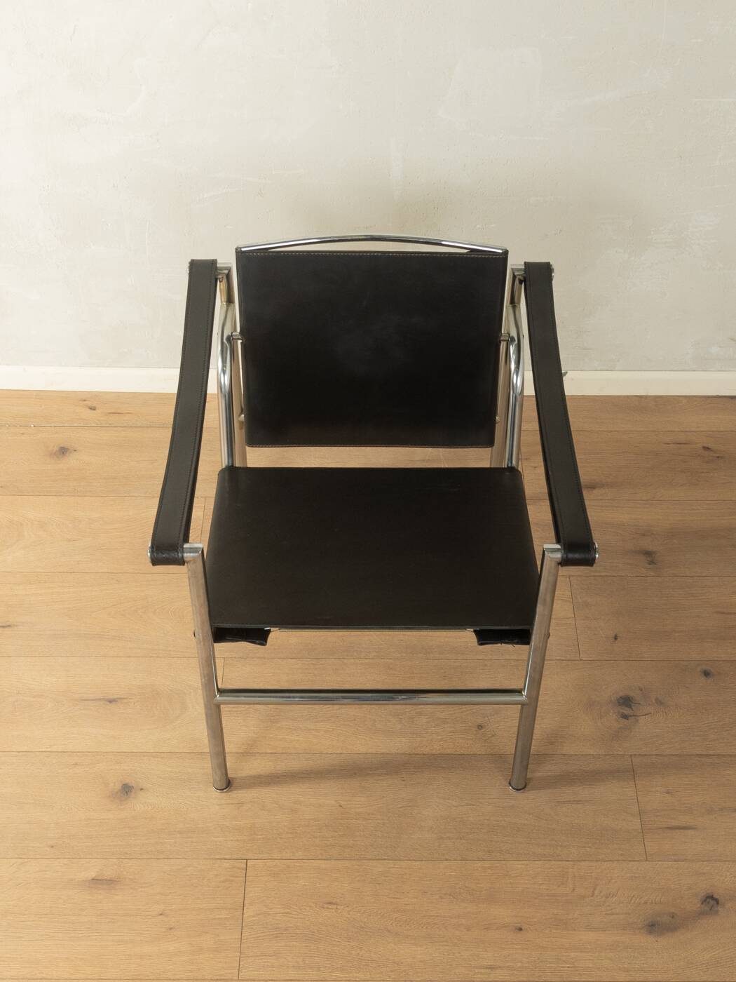 Cassina LC1 armchair by Le Corbusier, Pierre Jeanneret & Charlotte Perriand