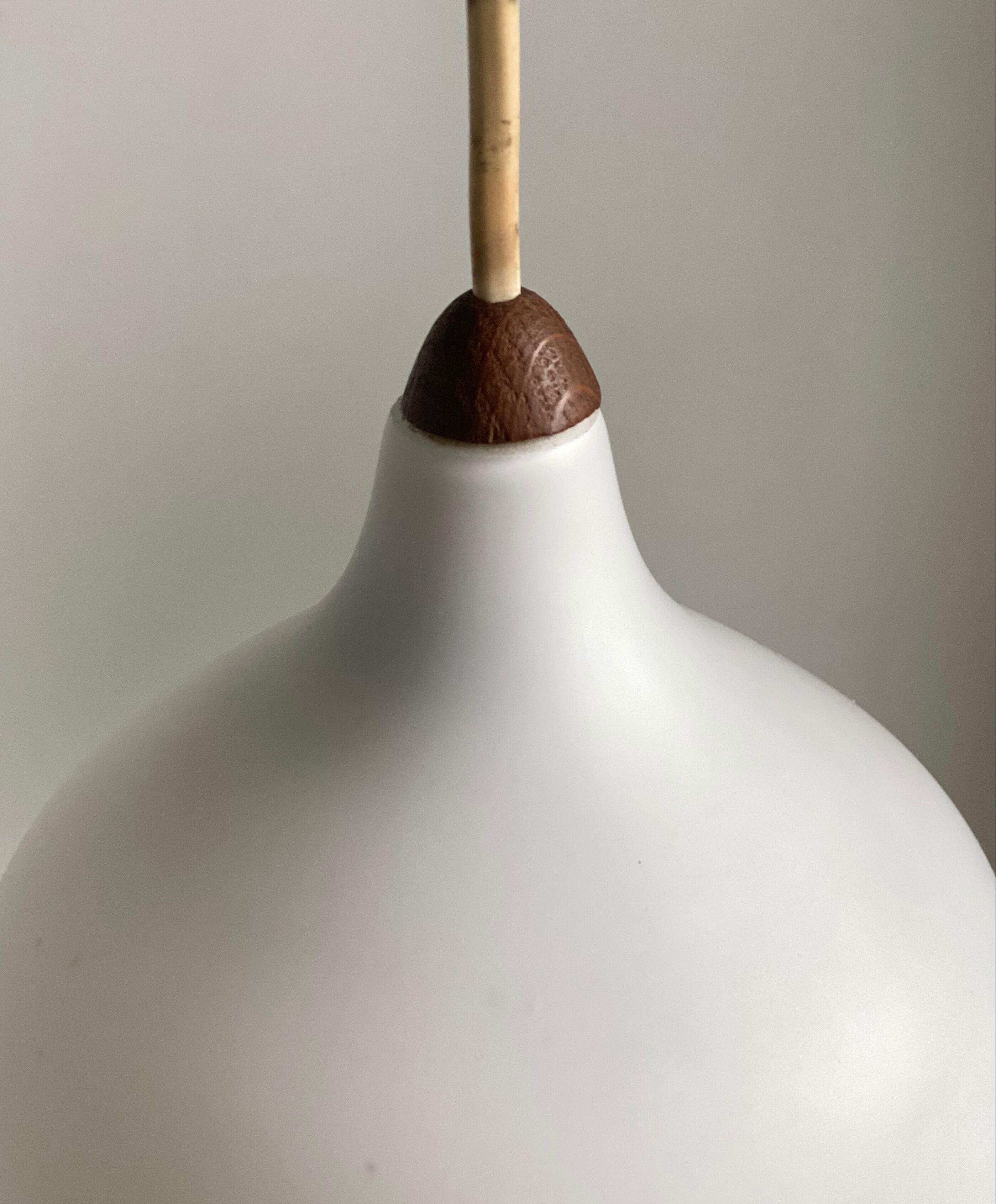 Opaline lamp and teak by Uno and Östen Kristiansson for Luxus