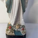 Ancienne vierge en plâtre
