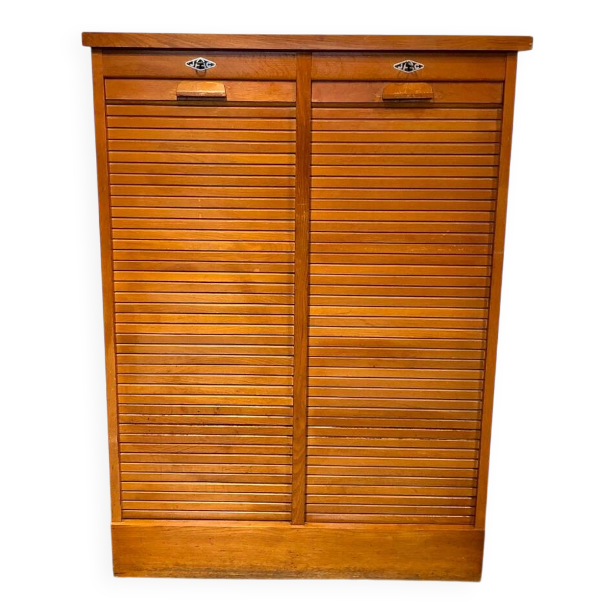 Double curtain folder