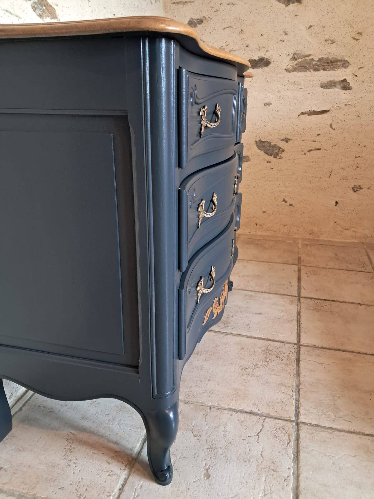 Louis XV style chest of drawers