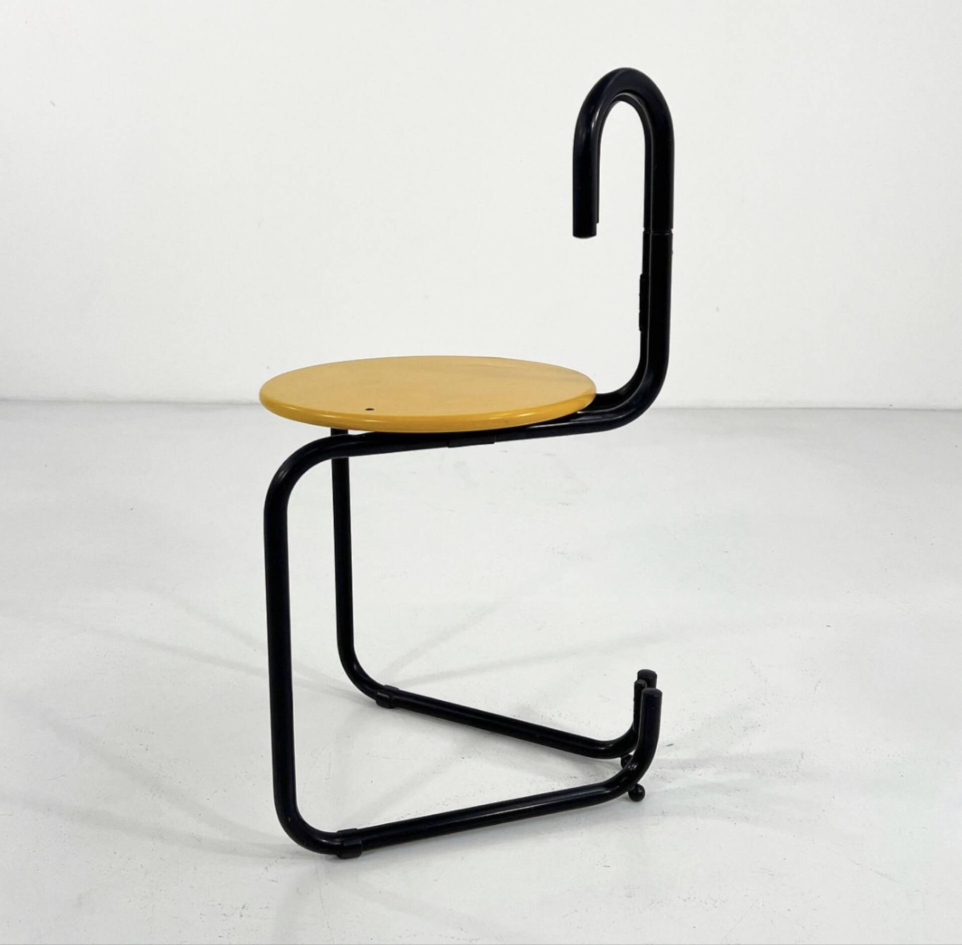 Chaise Binda