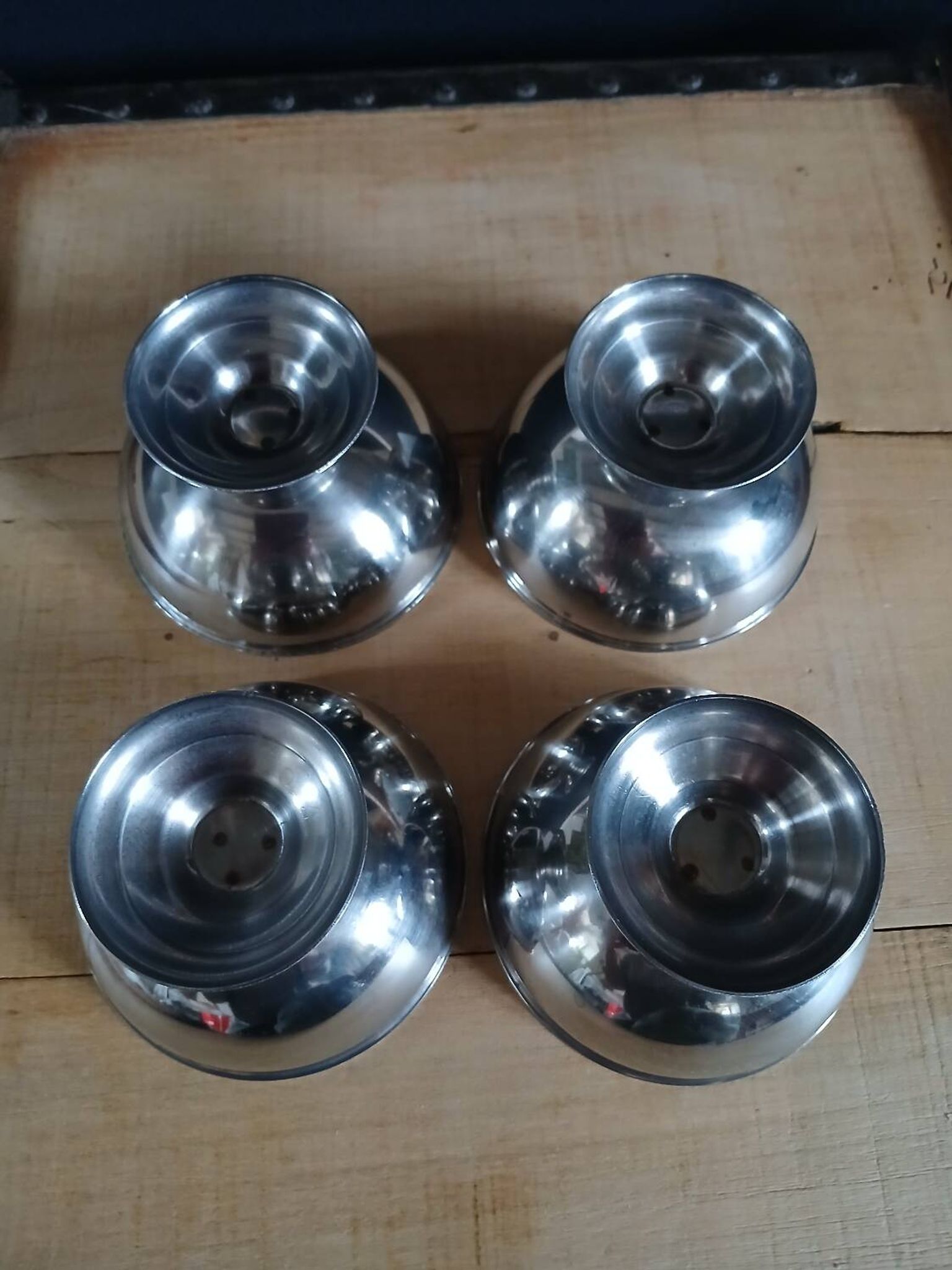 4 stainless steel ice cream cups