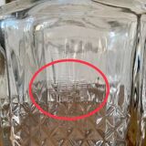 Glass whiskey decanter