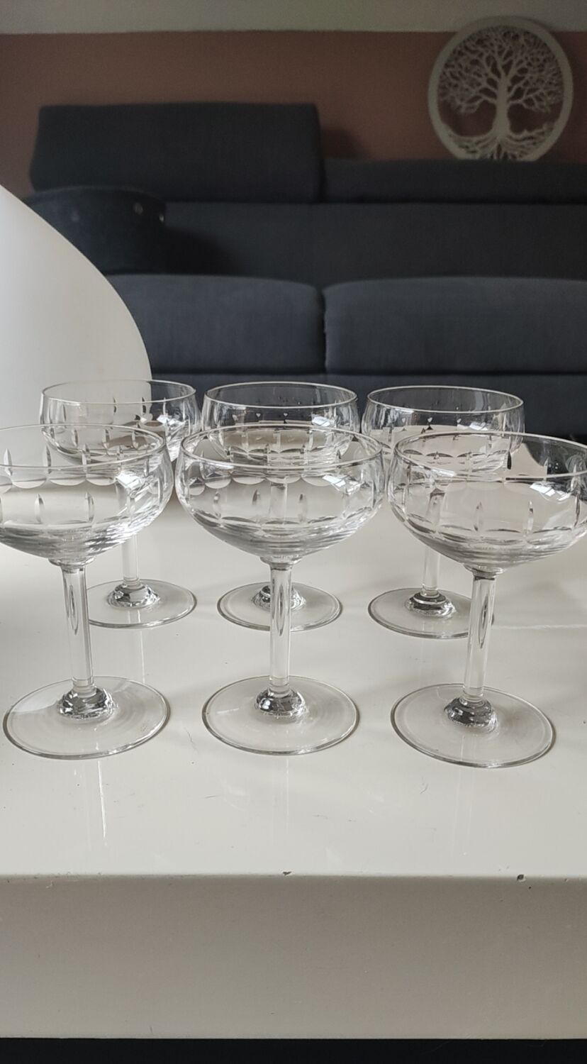 Lot of 6 x Champagne Coupes/Verreries Doyen. Art Deco. In half crystal.