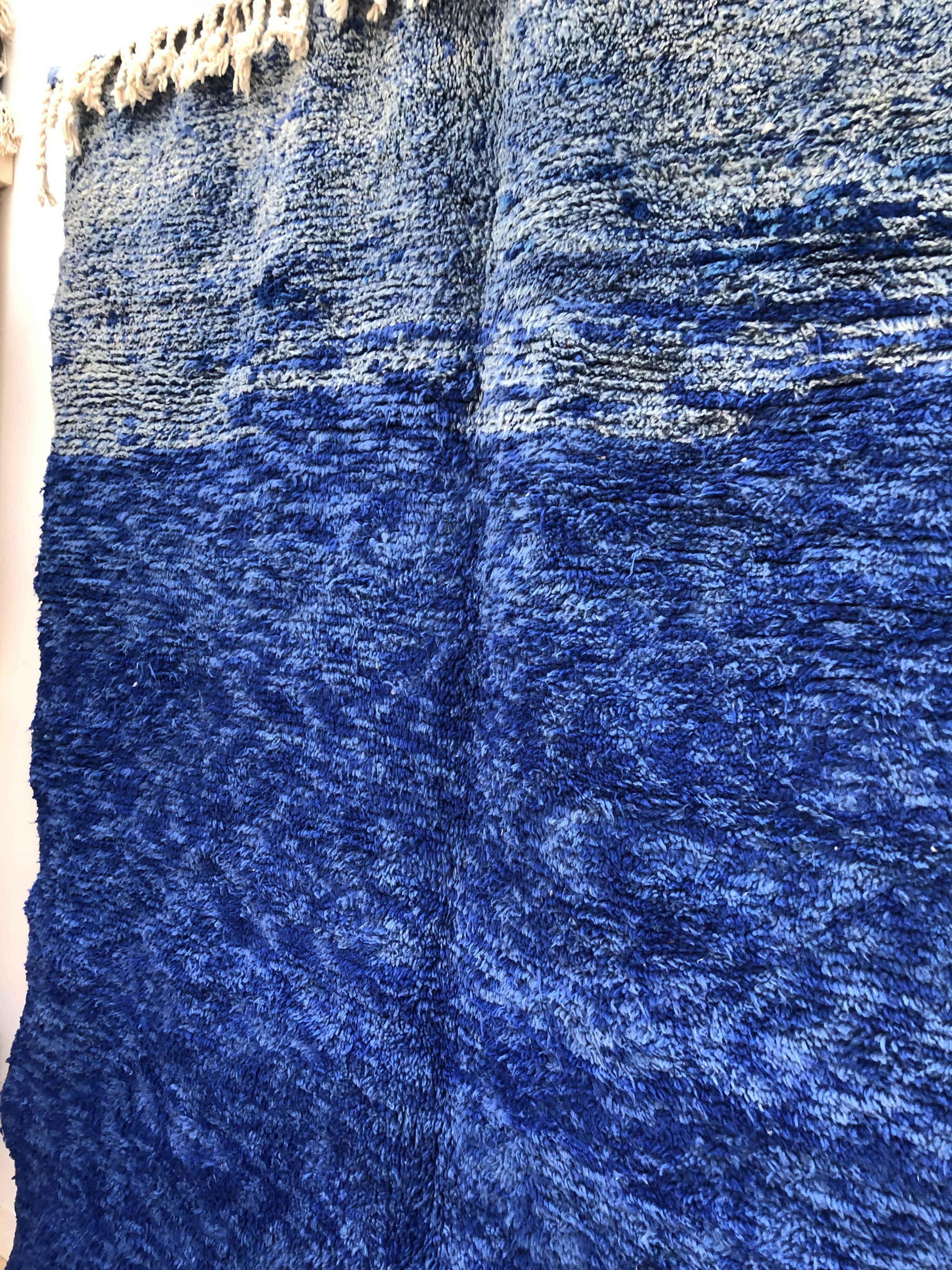 Moroccan Berber carpet Beni Ouarain uni blue 3.3x2.26m