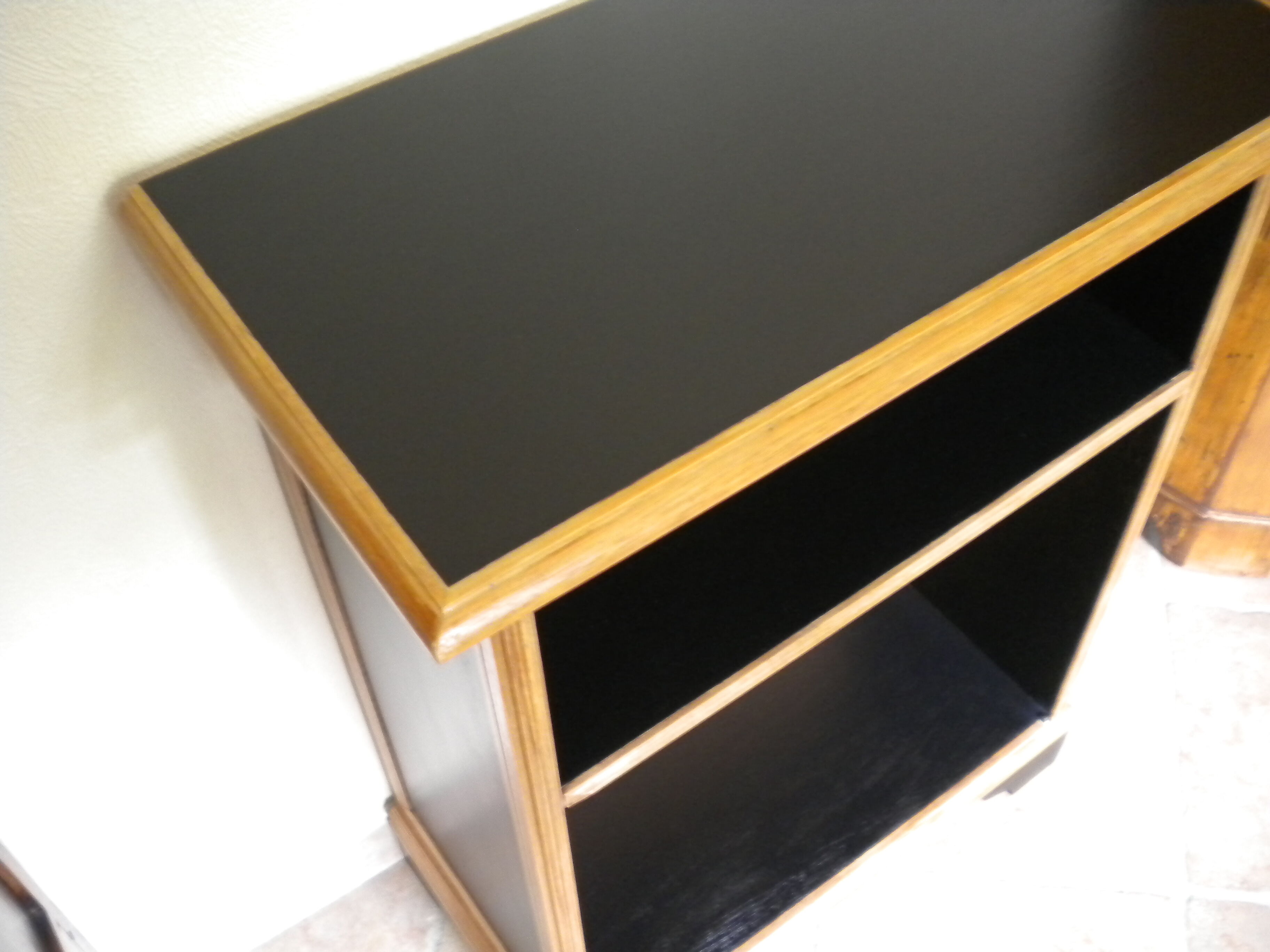 Auxiliary furniture floor