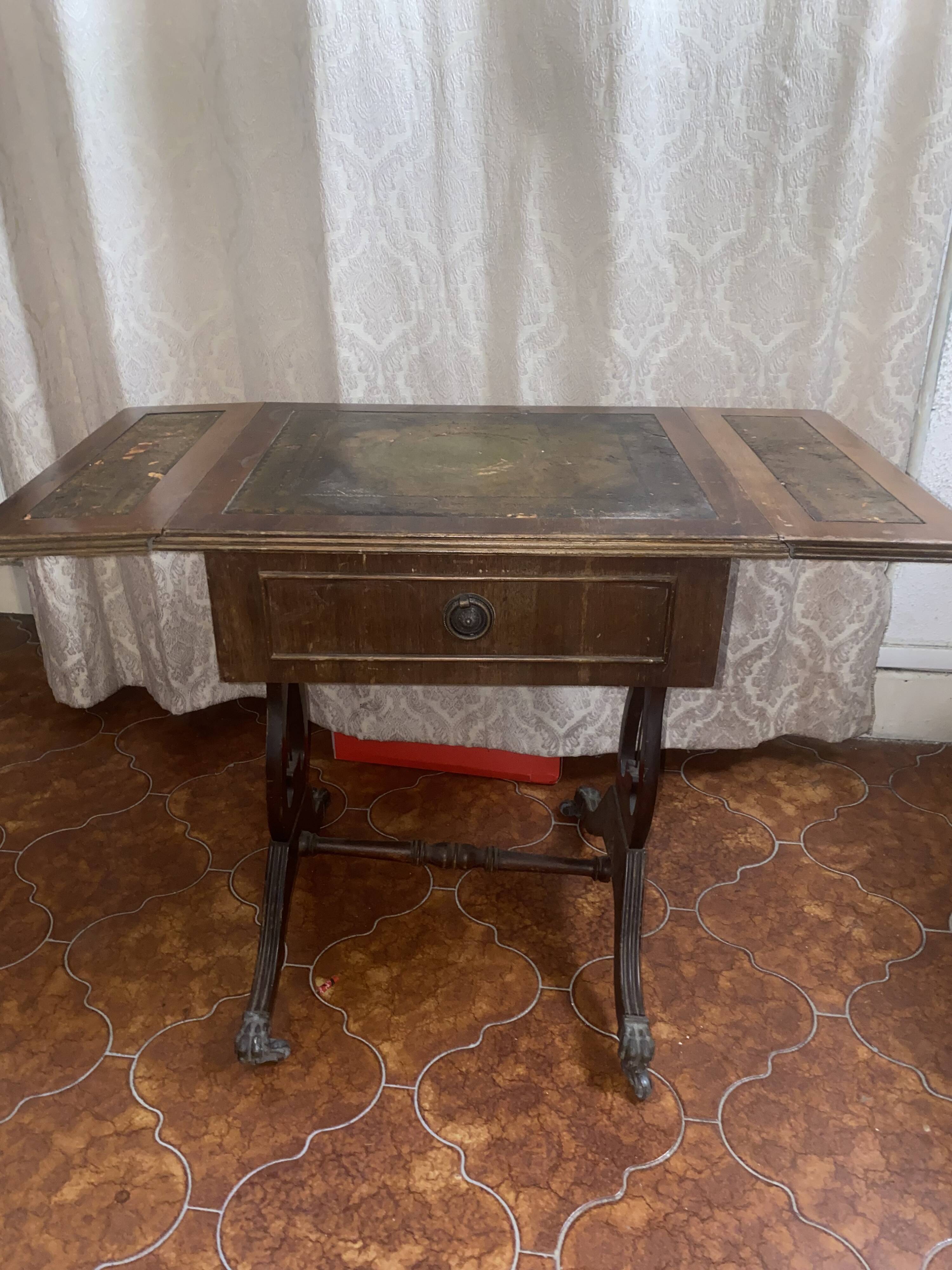 Antique drop-leaf table in patinated wood – family heirloom – early 20th century