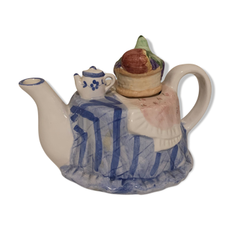 Table teapot