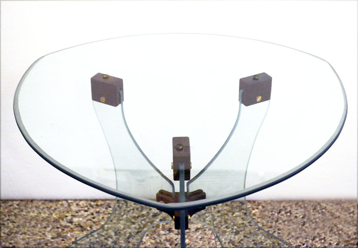 Table basse en cristal biseauté avec joints en bois années 1950