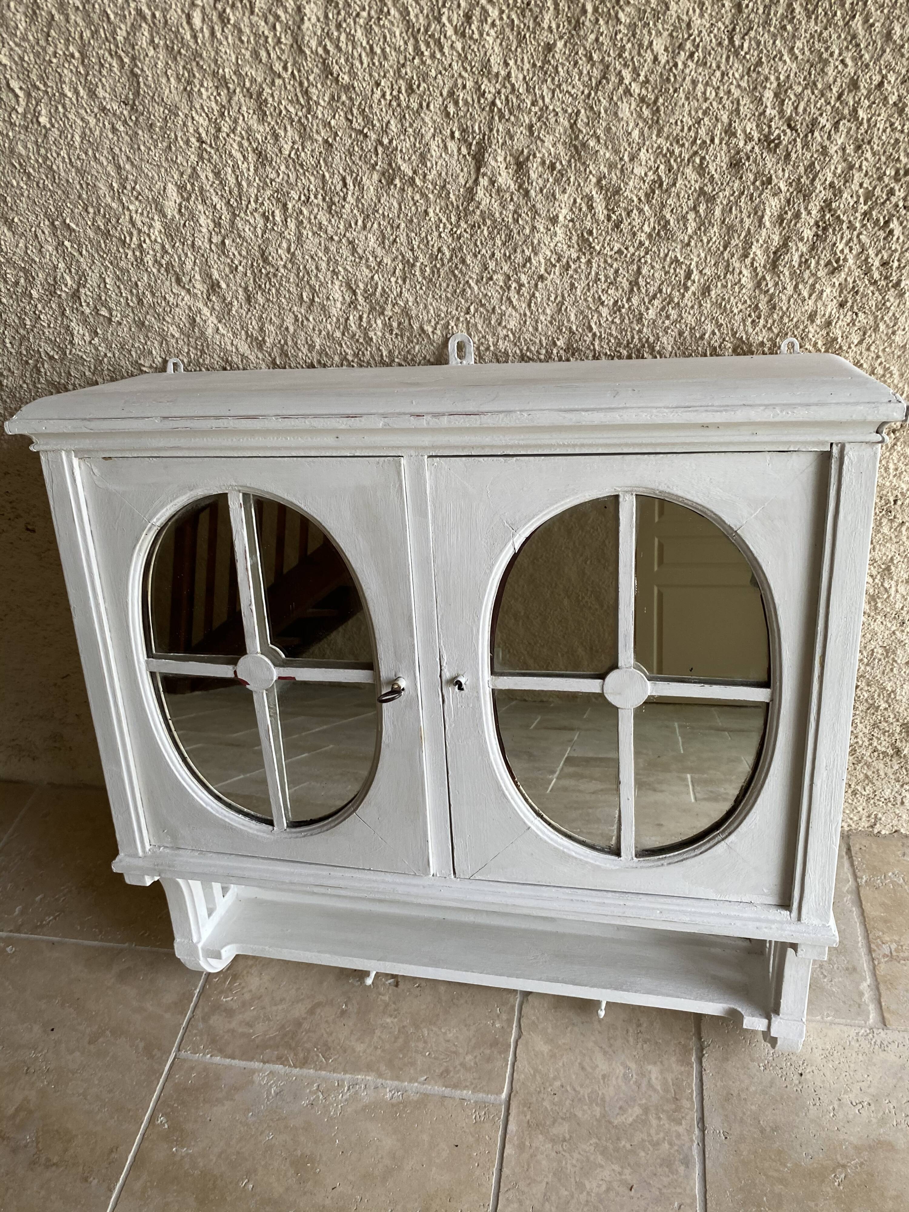 Old storage unit with mirror