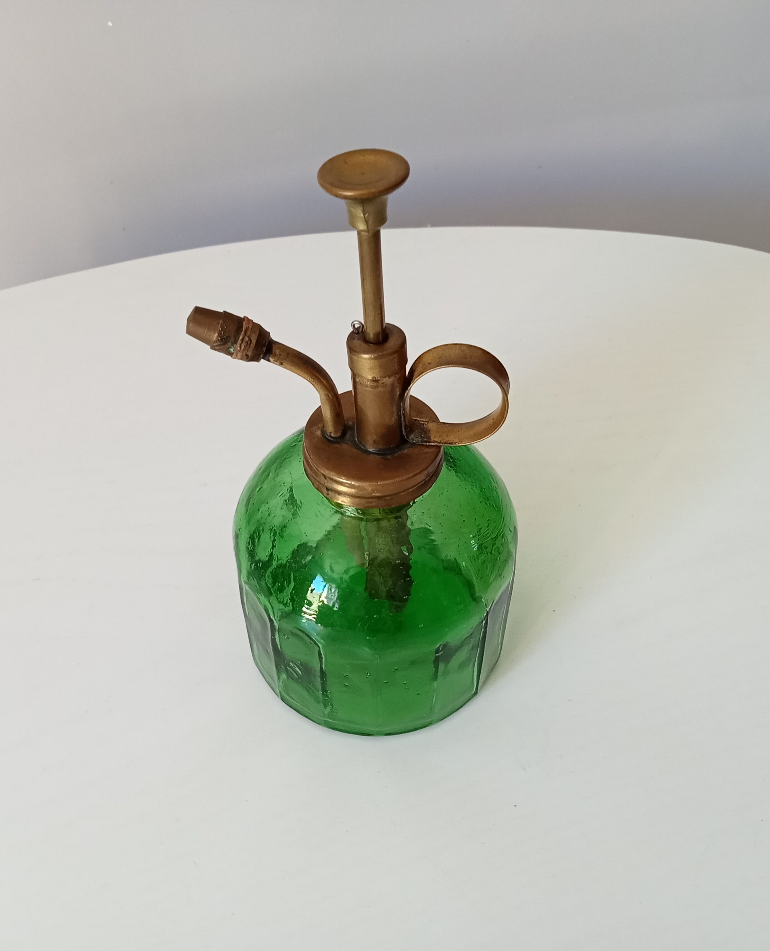 Vaporizer for vintage plants 70s