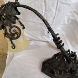 Daum Art Nouveau style lamp in wrought iron, unsigned